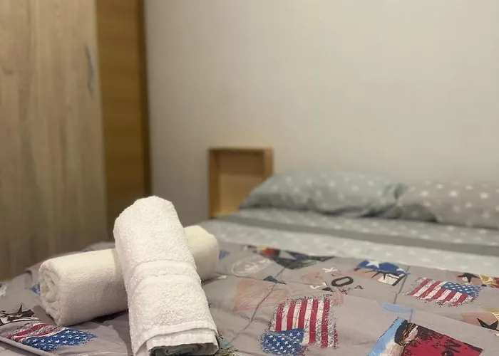 Acogedor Bajo En Playa Del Cura *