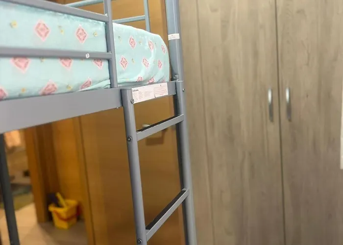 Acogedor Bajo En Playa Del Cura *